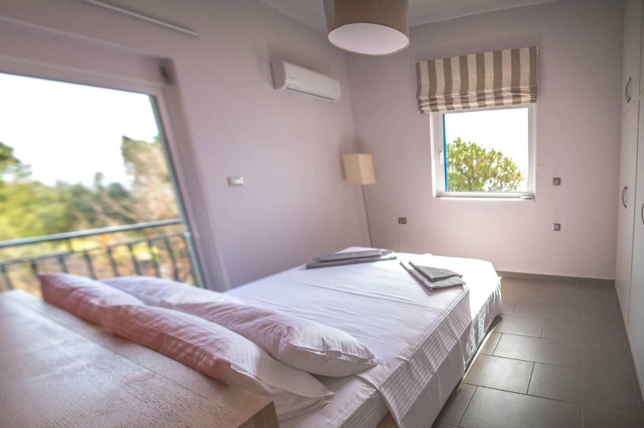 Villa Dimos Gythio Bagian luar foto