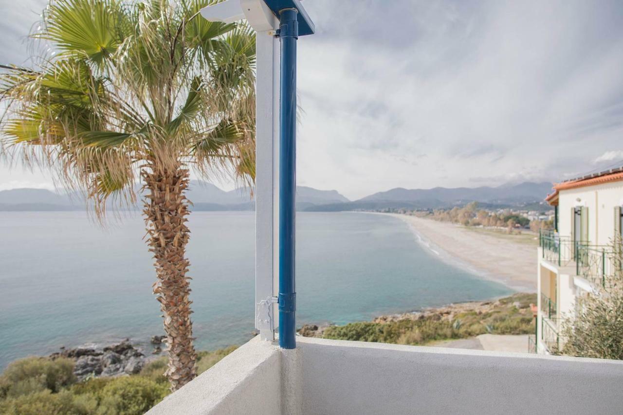Villa Dimos Gythio Bagian luar foto